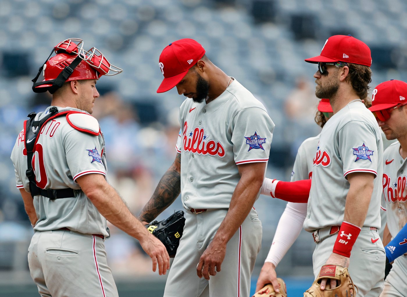 Phillies ace Sánchez calls poor outing 'crap,' can't pinpoint reason for his struggles | iNFOnews.ca