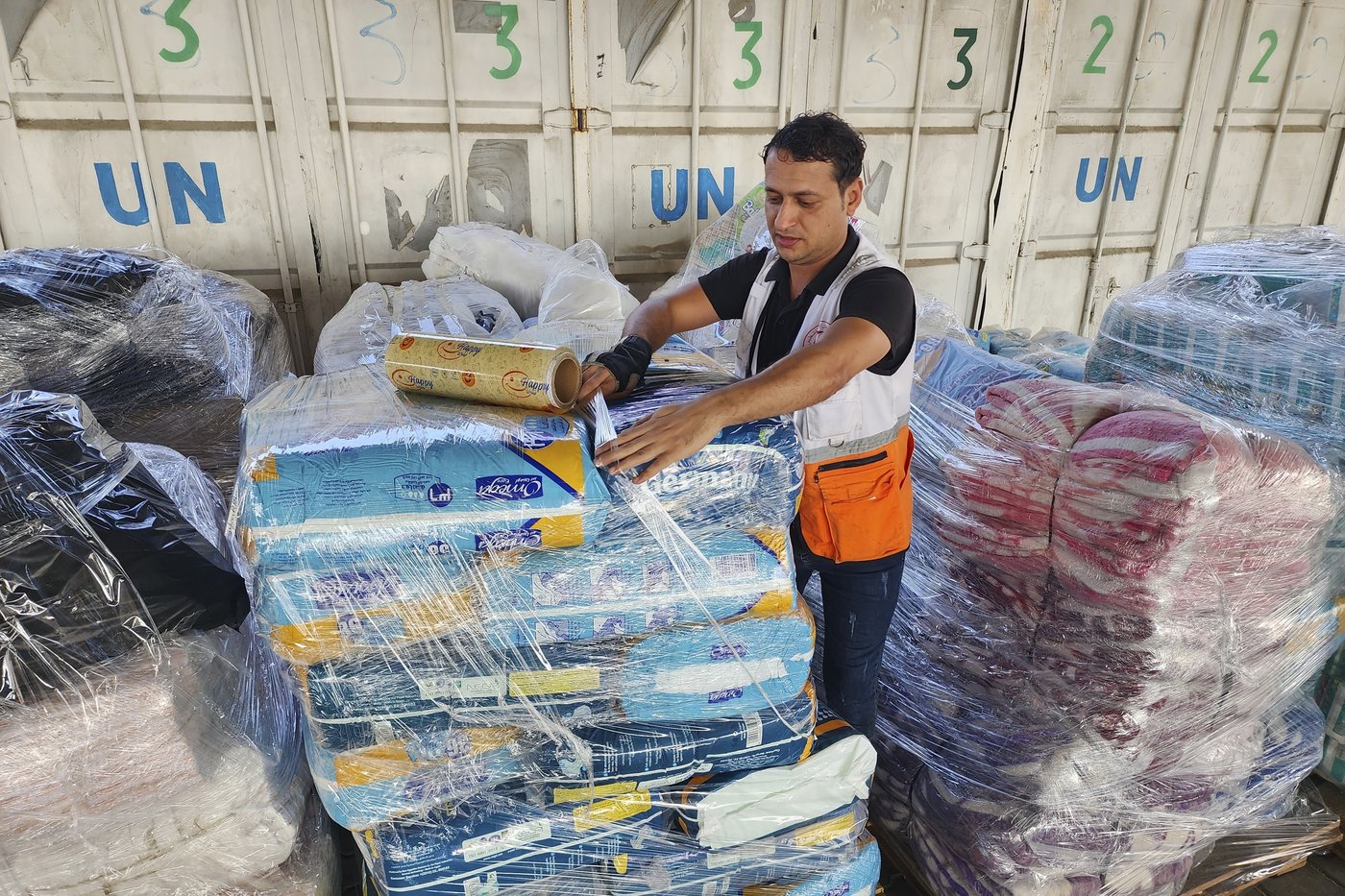 Aid is surging into Gaza under the ceasefire. Is it helping? | iNFOnews.ca Aid is surging into Gaza under the ceasefire. Is it helping? | iNFOnews.ca