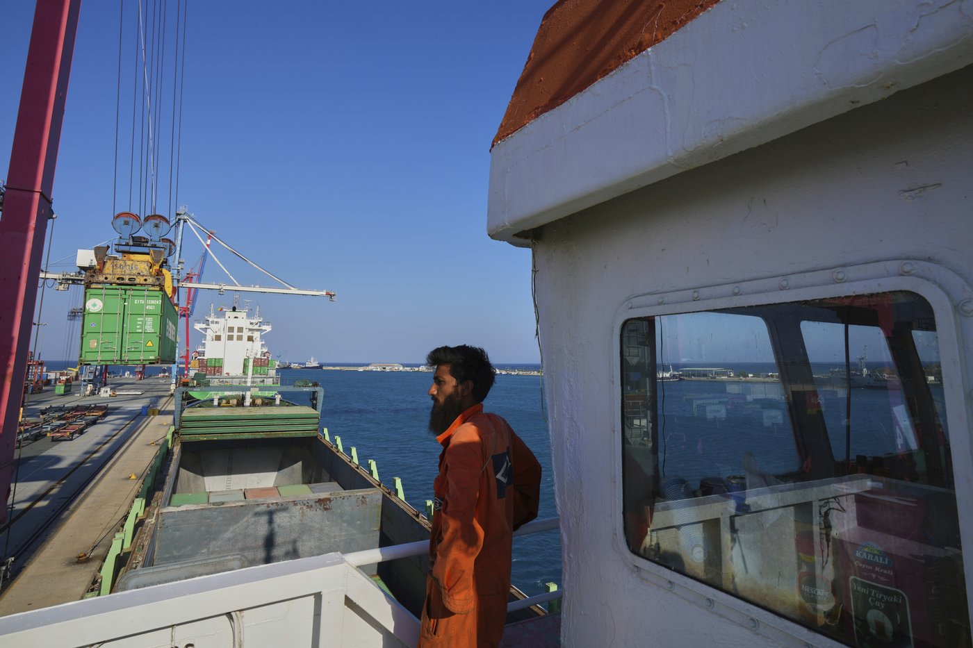 A Gaza-bound ship that left Cyprus with 1,200 tons of food aid nears Israeli port | iNFOnews.ca A Gaza-bound ship that left Cyprus with 1,200 tons of food aid nears Israeli port | iNFOnews.ca