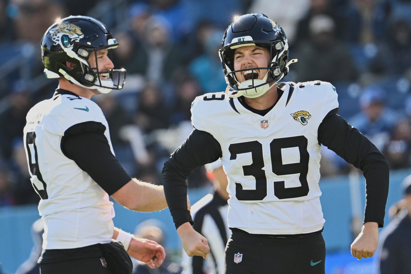 Injury gives Jaguars starting nose tackle chance to fill in at long snapper | iNFOnews.ca