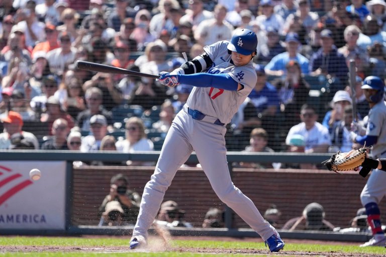 Call's RBI double, Pages' 3-run HR in 10th lift Dodgers to win No. 100, 5-1 over Giants | iNFOnews.ca