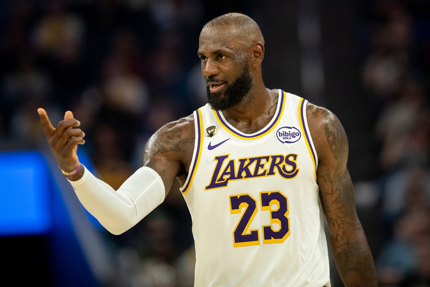 LeBron James misses 2nd straight game with injuries when Lakers host Knicks | iNFOnews.ca