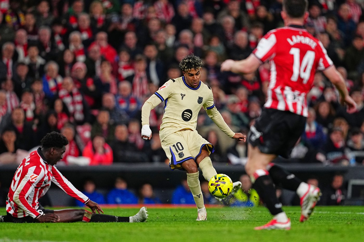 Yamal's curling strike gives Barcelona a hard-fought win at Athletic Bilbao | iNFOnews.ca