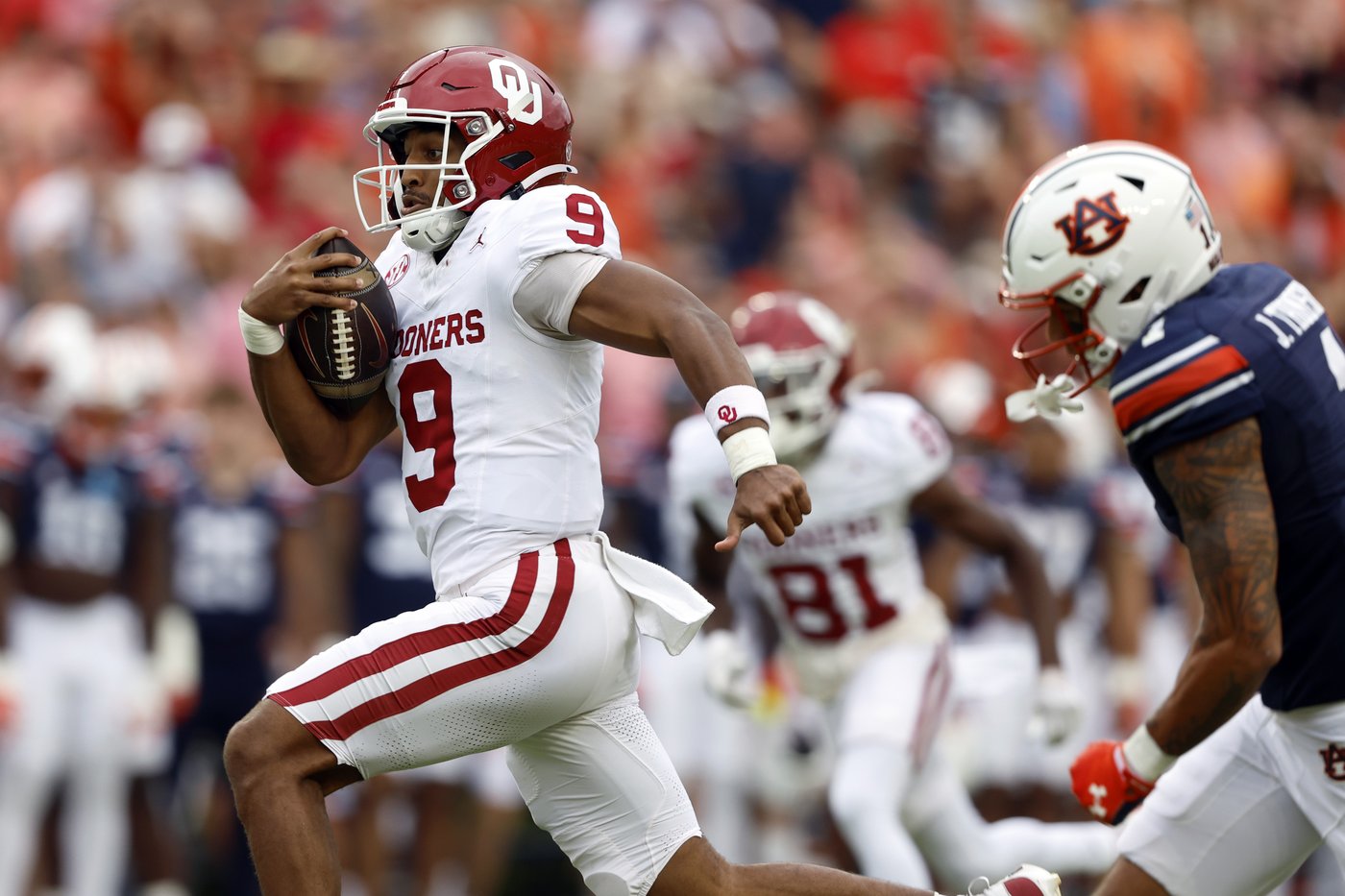 Fabulous freshmen in the SEC are delivering the big plays from Alabama to Texas | iNFOnews.ca