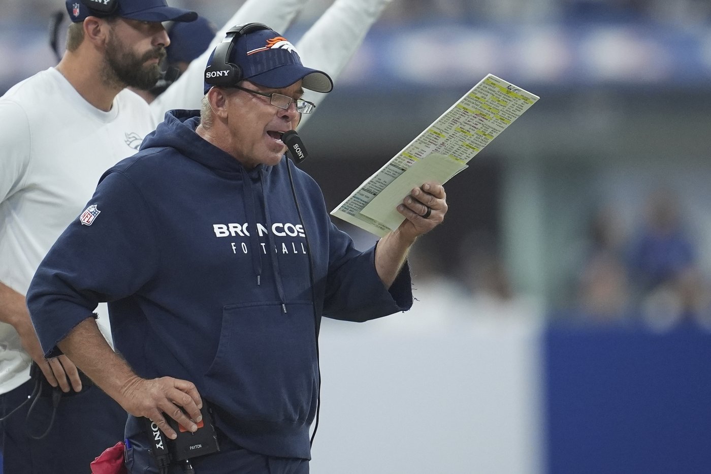 Here's how a penalty for leverage cost the Broncos a game against the Colts | iNFOnews.ca