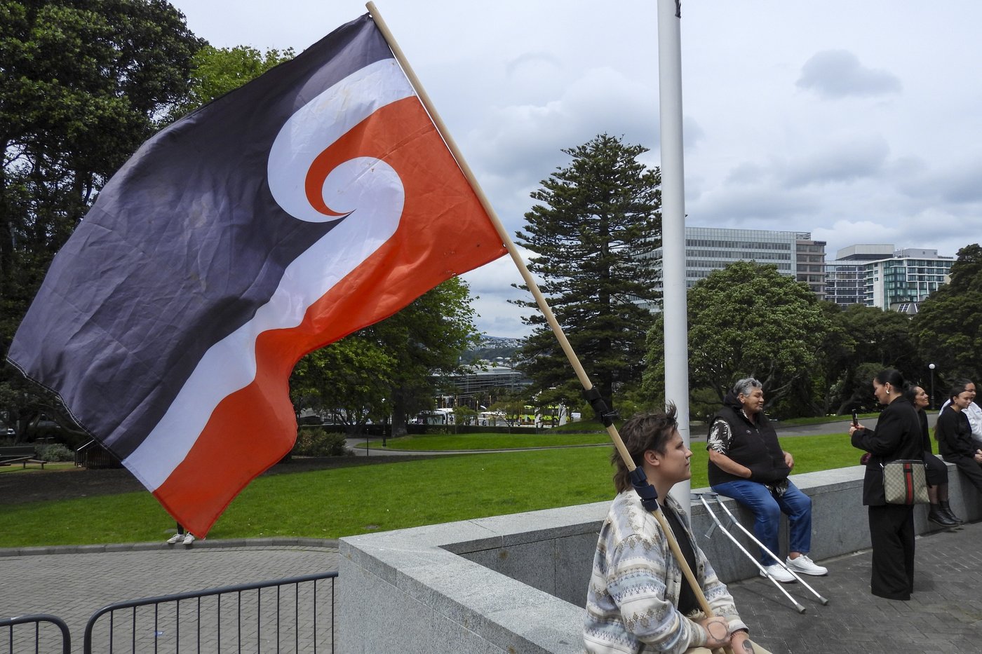 Lawmakers stage Māori protest in New Zealand's parliament during fraught race relations debate | iNFOnews.ca Lawmakers stage Māori protest in New Zealand's parliament during fraught race relations debate | iNFOnews.ca