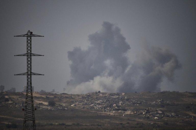 Shooting at Israeli-run border crossing with Jordan kills 2, medics say | iNFOnews.ca