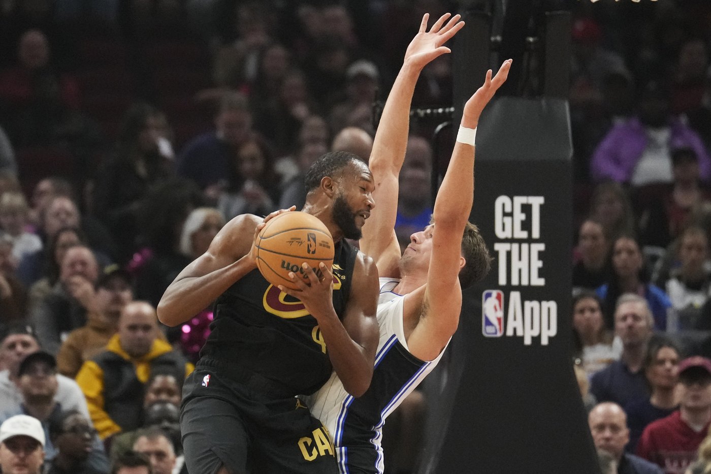 Garland scores 25 points, Cavaliers improve to 6-0 with 120-109 win over Banchero-less Magic | iNFOnews.ca