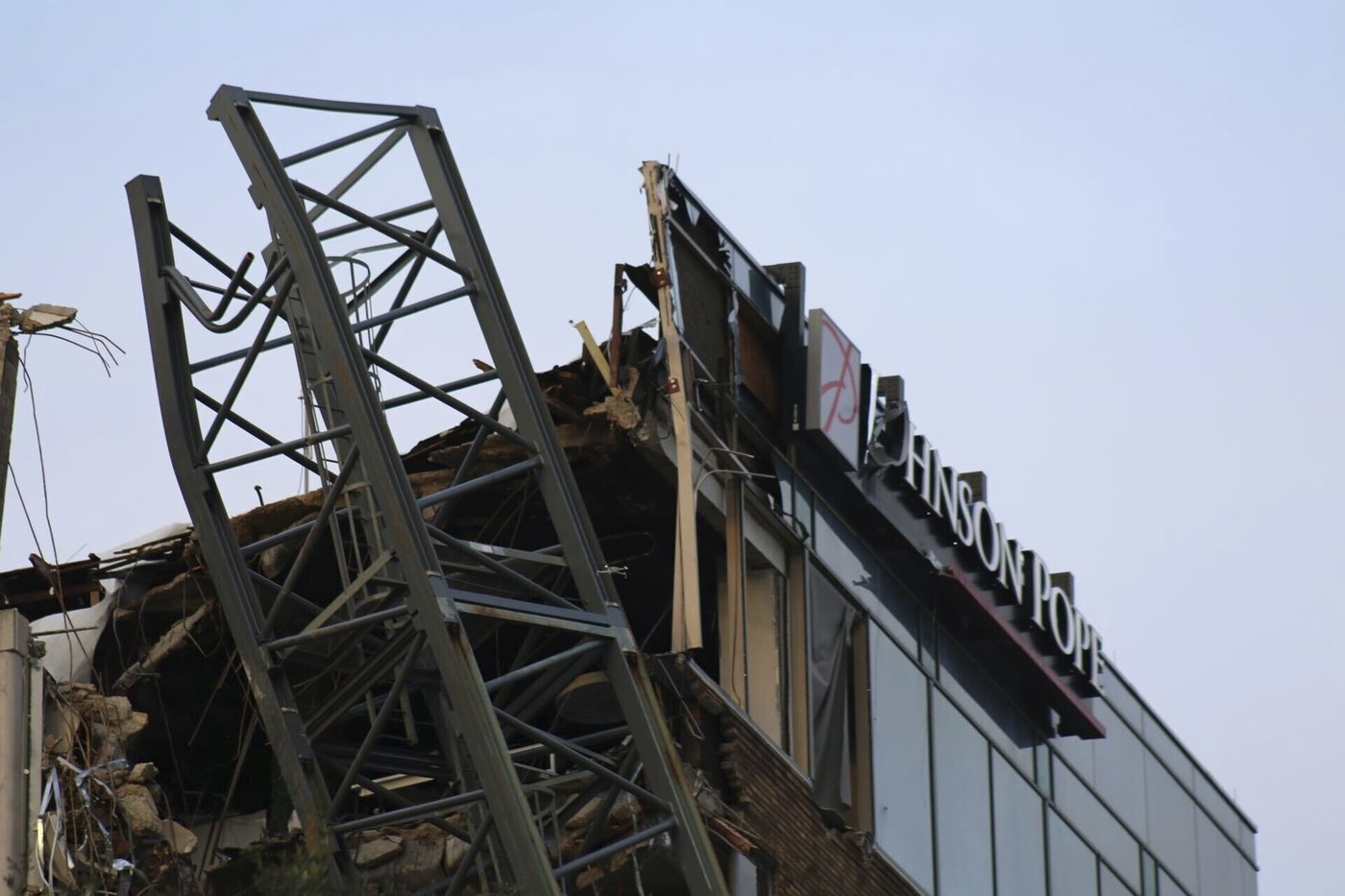 Tampa Bay Times keeps publishing despite a Milton crane collapse cutting off access to newsroom | iNFOnews.ca Tampa Bay Times keeps publishing despite a Milton crane collapse cutting off access to newsroom | iNFOnews.ca