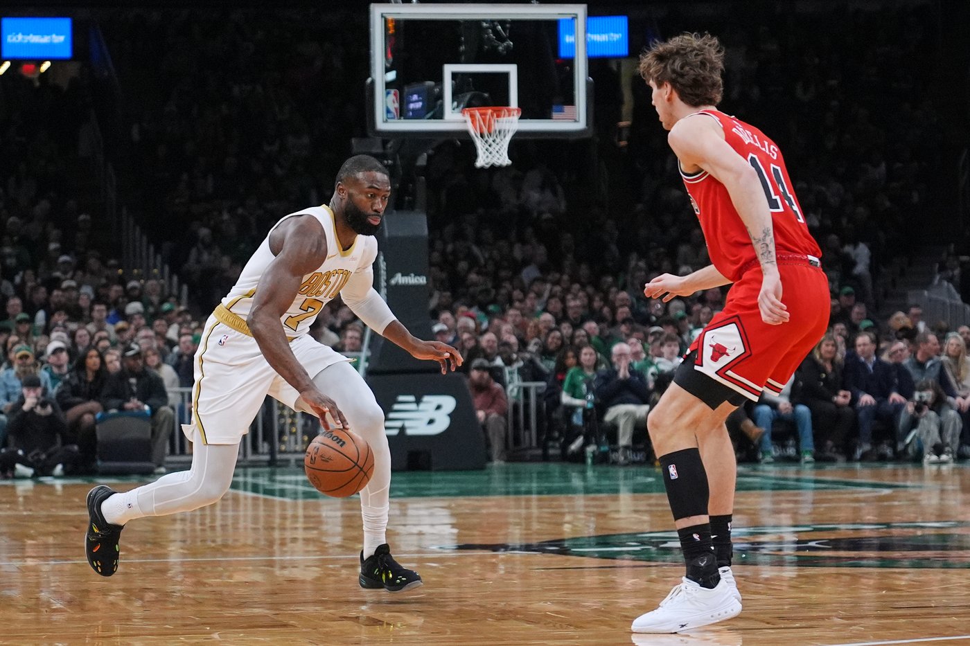 Simons scores 27 points, Pritchard adds 21 as Celtics cruise past Bulls 115-101 | iNFOnews.ca