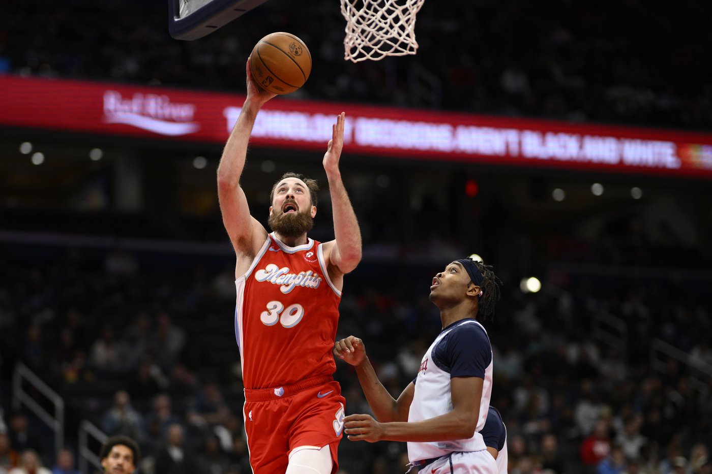 Short-handed Grizzlies cruise to 140-112 win over Wizards | iNFOnews.ca Short-handed Grizzlies cruise to 140-112 win over Wizards | iNFOnews.ca