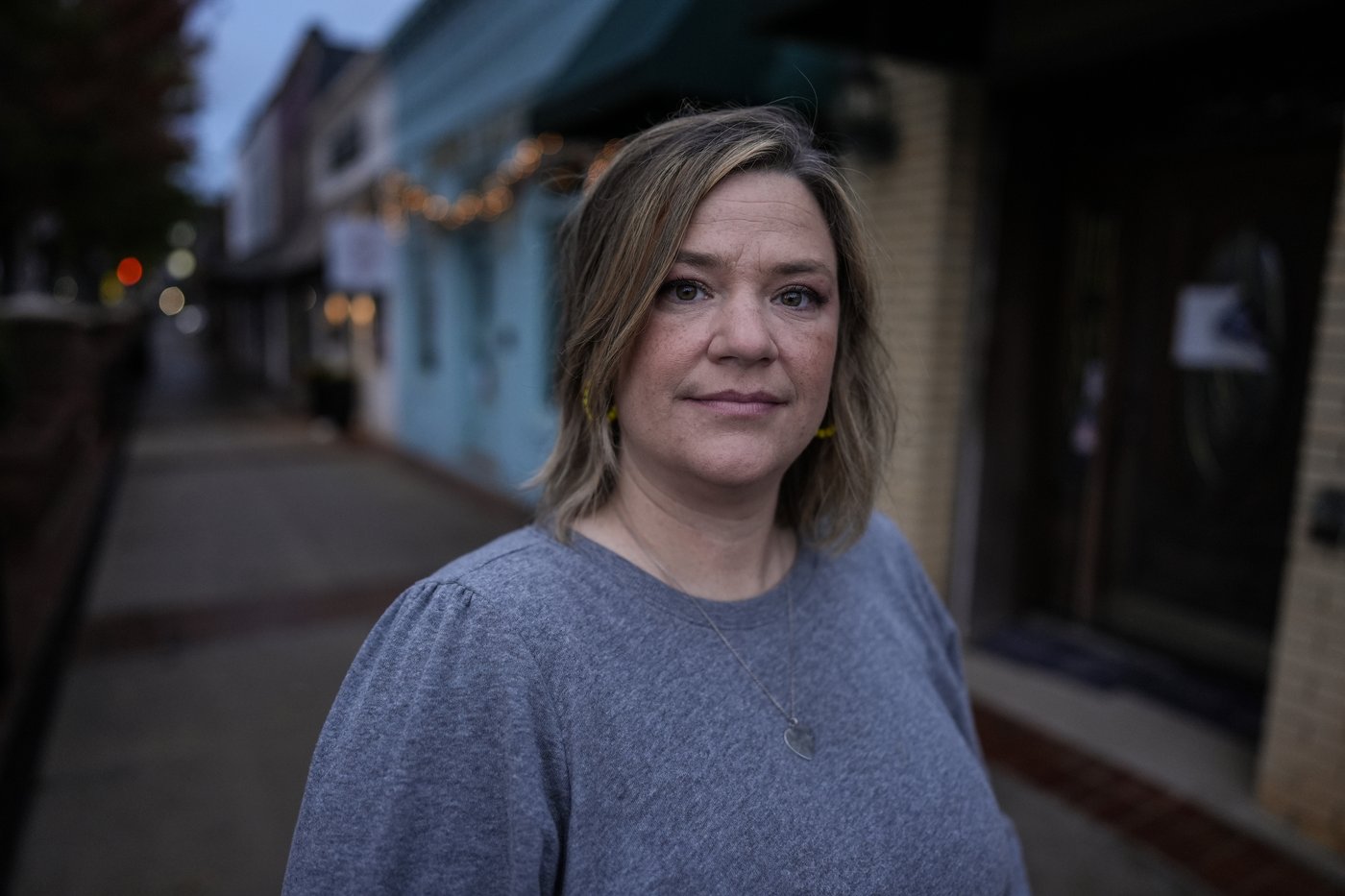 Survivors seek a reckoning as FBI investigates child sex abuse in little-known Christian sect | iNFOnews.ca