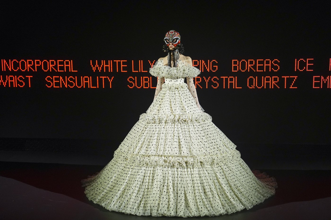 Valentino's new designer showcases history and drama at couture debut in Paris | iNFOnews.ca Valentino's new designer showcases history and drama at couture debut in Paris | iNFOnews.ca