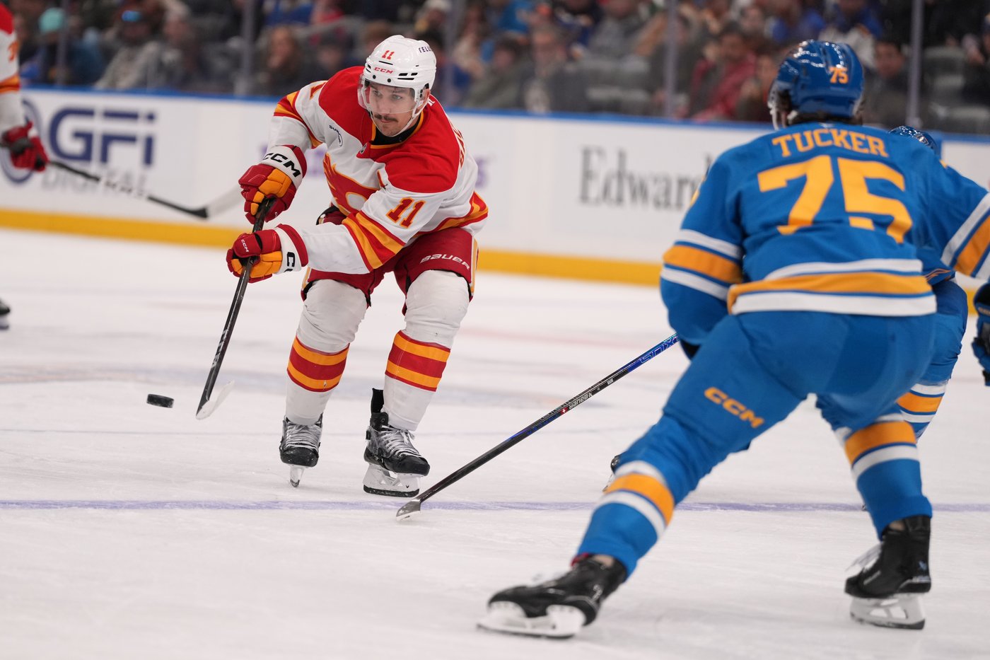 Walker, Binnington lead Blues to 3-2 win over struggling Flames | iNFOnews.ca Walker, Binnington lead Blues to 3-2 win over struggling Flames | iNFOnews.ca