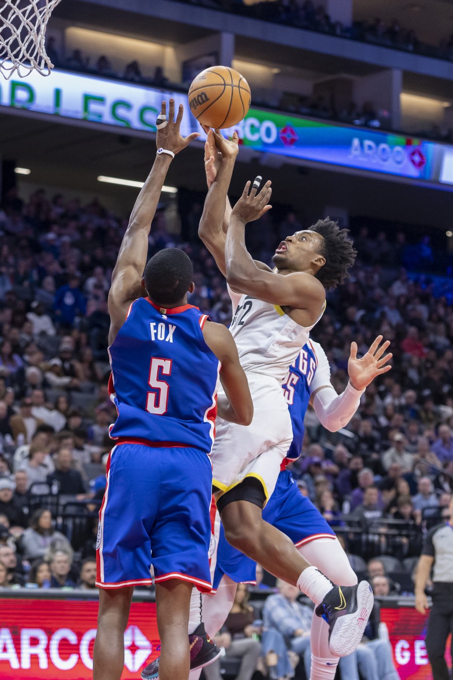 Fox scores 49 points one day after franchise-record performance to lead Kings over Jazz 121-117 | iNFOnews.ca Fox scores 49 points one day after franchise-record performance to lead Kings over Jazz 121-117 | iNFOnews.ca