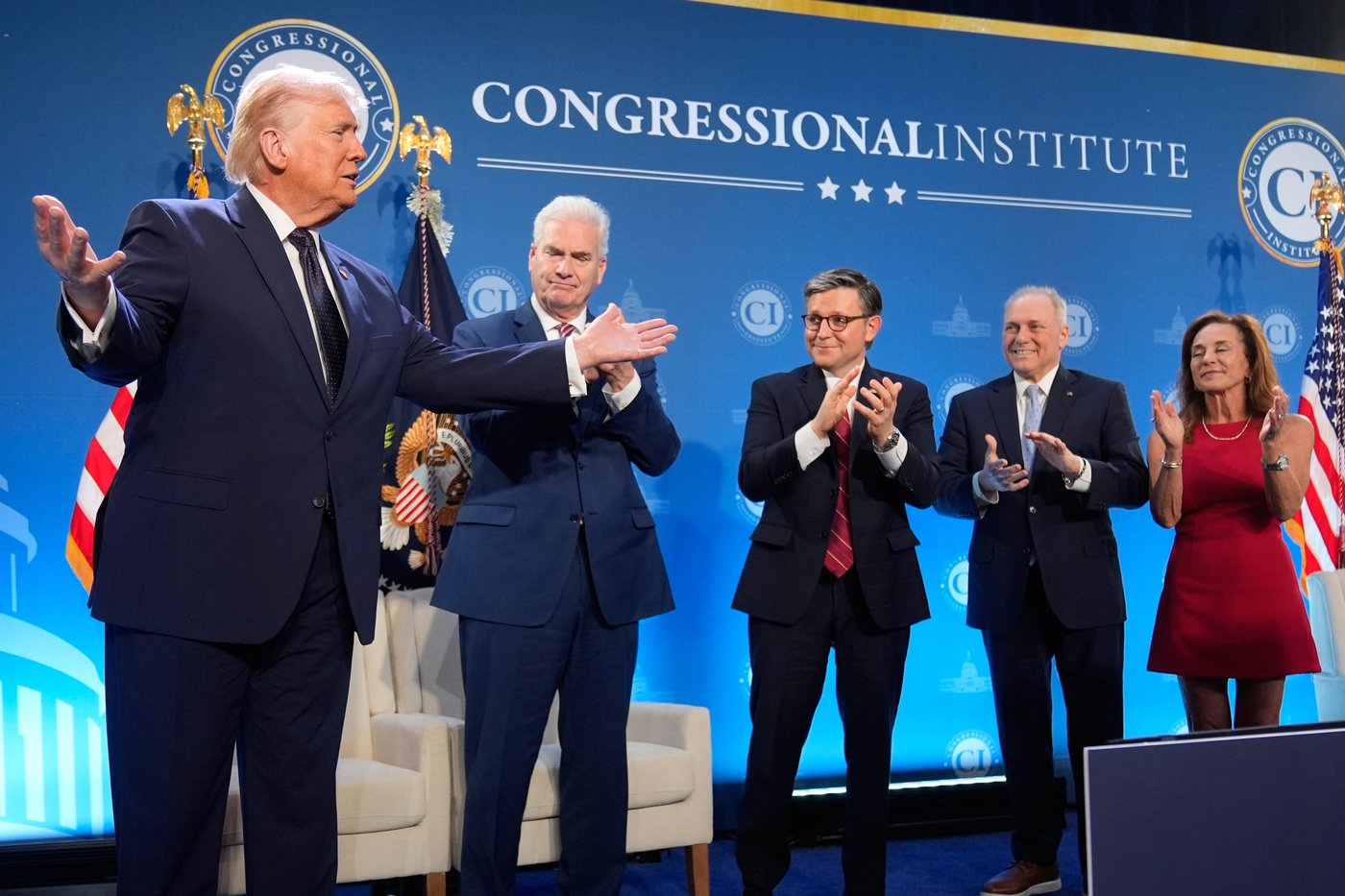 Trump has one prescription for midterms. House Republicans have another | iNFOnews.ca