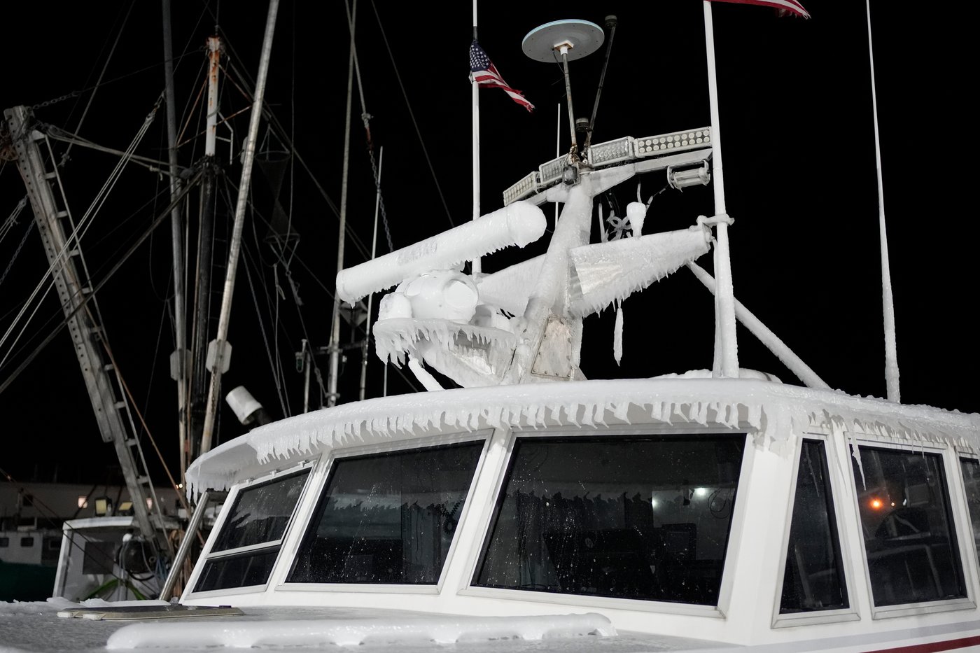 Coast Guard identifies victims and begins investigating fishing boat's sinking that killed 7 | iNFOnews.ca Coast Guard identifies victims and begins investigating fishing boat's sinking that killed 7 | iNFOnews.ca
