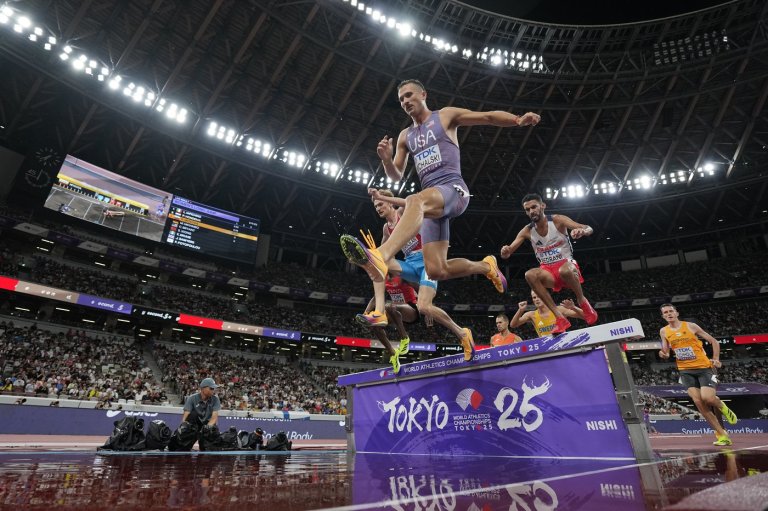 Dan Michalski has persevered -- from Walmart to the track and field world championships | iNFOnews.ca