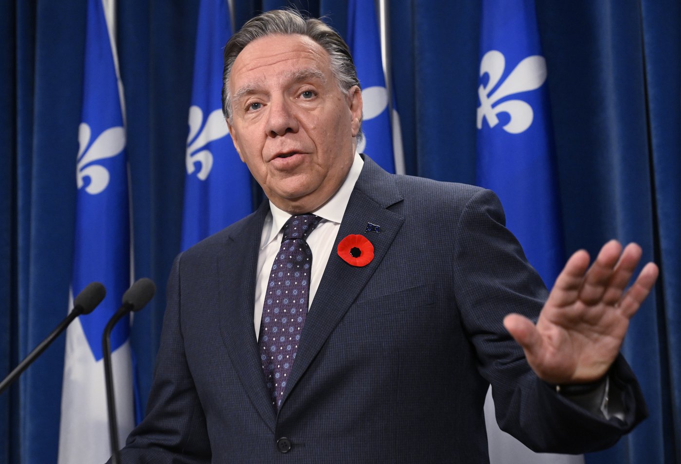 Quebec 'ready to use' notwithstanding clause to force doctors to practise in province | iNFOnews.ca