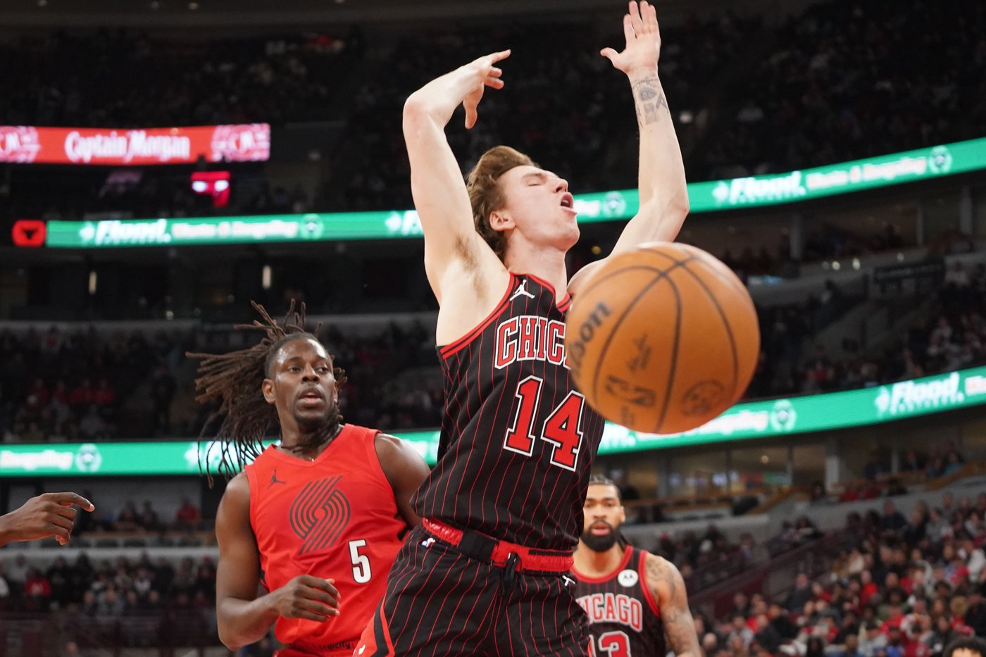 Grant’s 27 points lift Trail Blazers past Bulls 121-112 as Chicago’s skid hits 11 | iNFOnews.ca