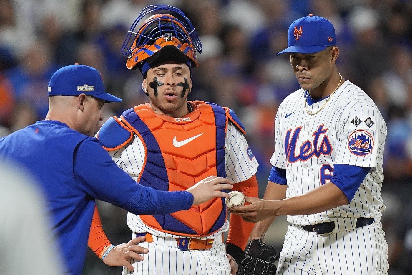 Rookie manager Carlos Mendoza's magic touch has helped resurgent Mets reach NLCS | iNFOnews.ca