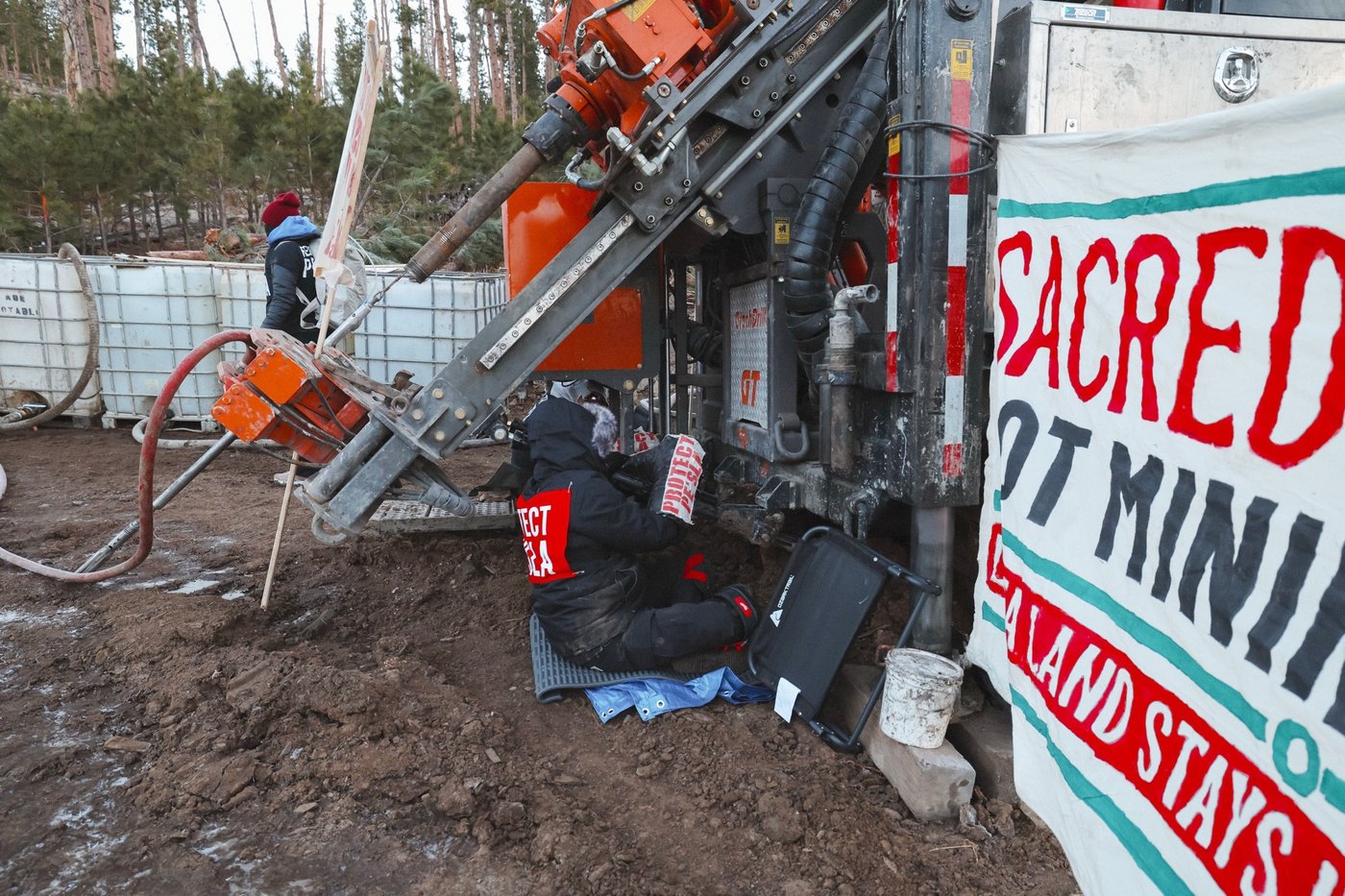 Black Hills drilling project canceled after backlash from tribes | iNFOnews.ca Black Hills drilling project canceled after backlash from tribes | iNFOnews.ca