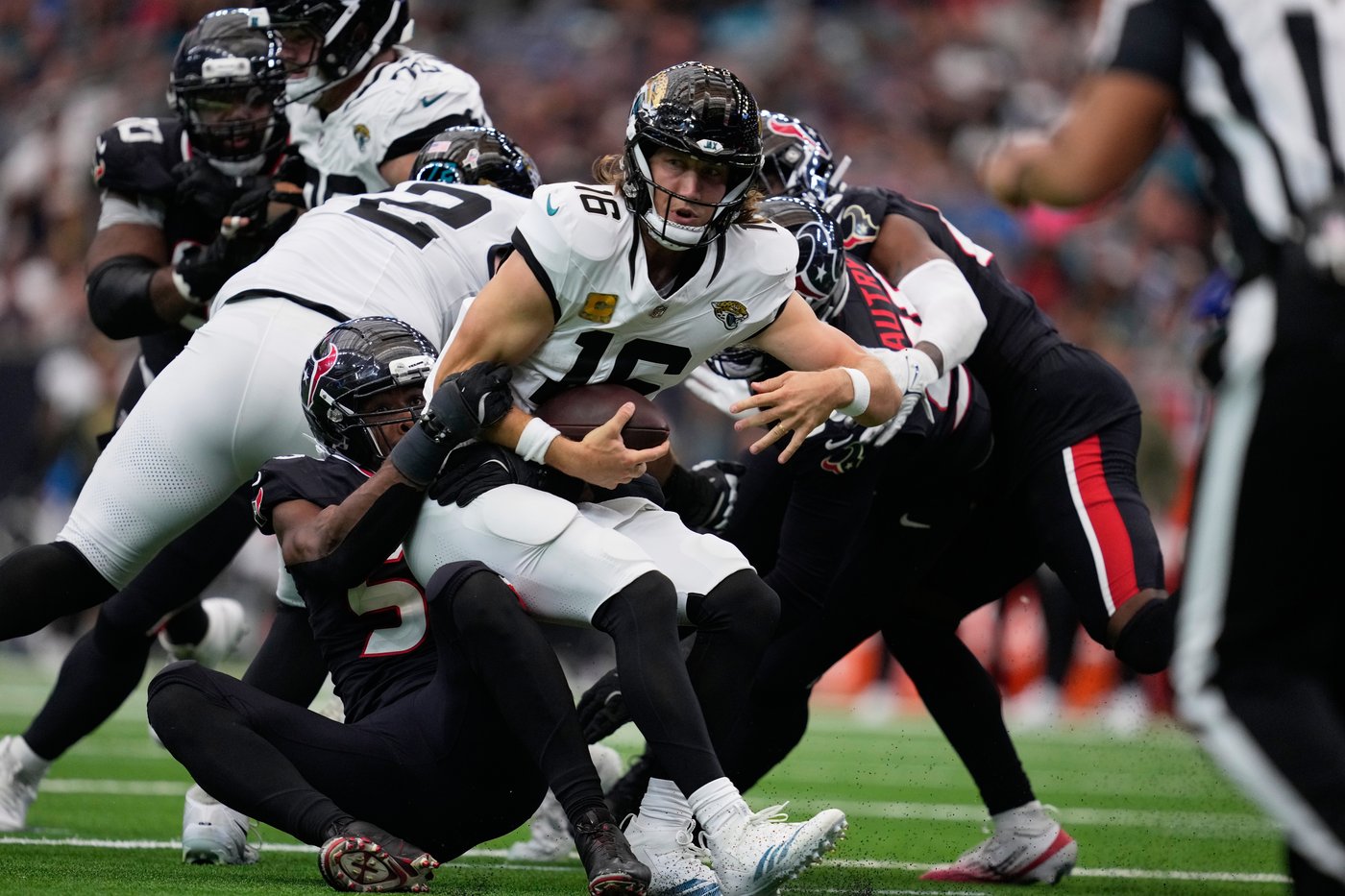 Chargers in search of 4th consecutive victory as they travel to face the reeling Jaguars | iNFOnews.ca