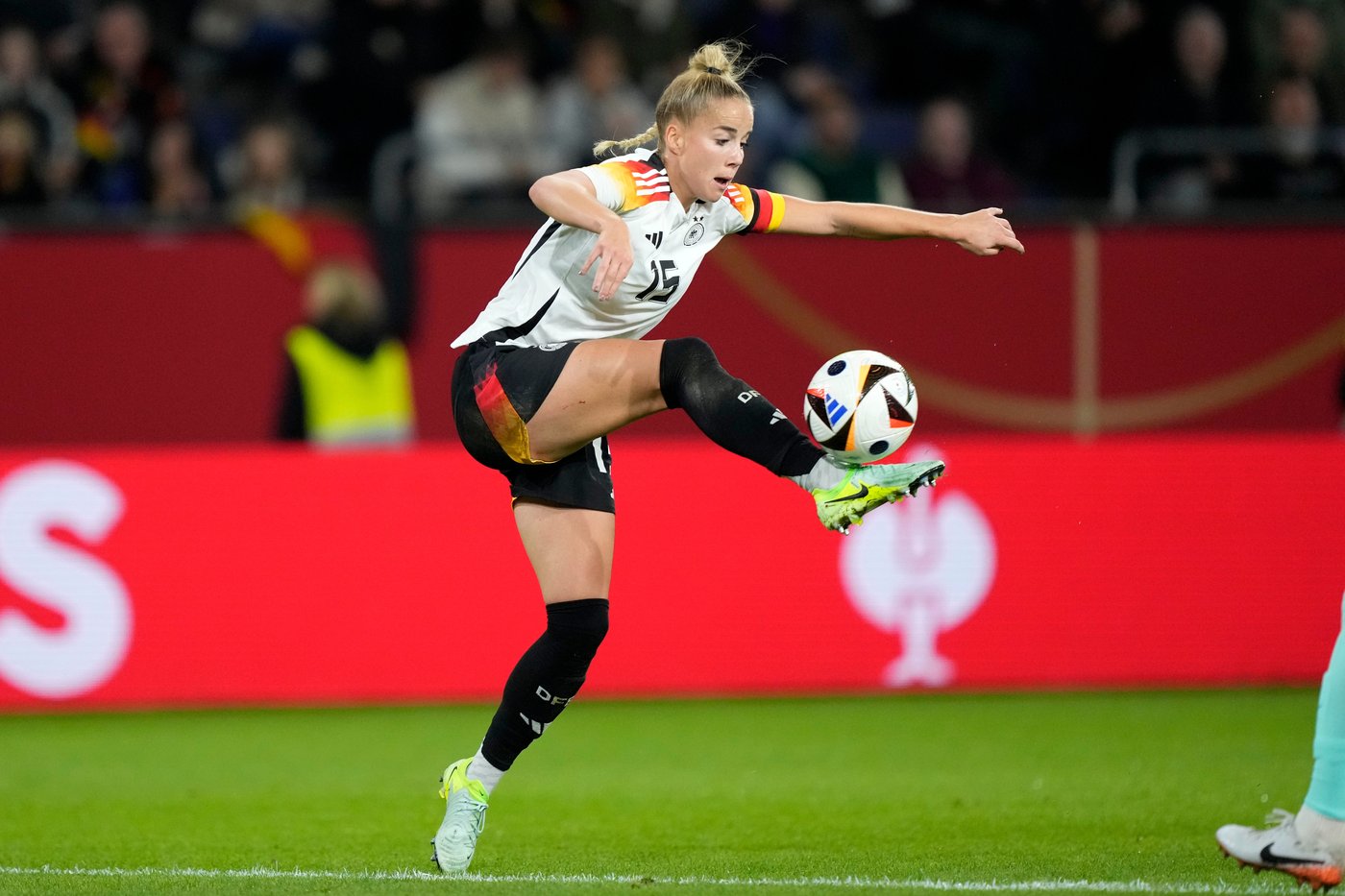 Harry Kane, Giulia Gwinn are Germany's players of the year | iNFOnews.ca Harry Kane, Giulia Gwinn are Germany's players of the year | iNFOnews.ca