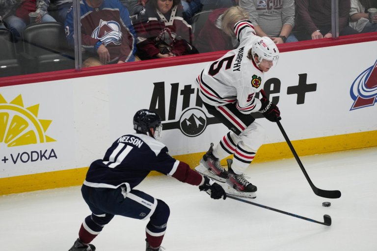 Oilers acquire defenseman Connor Murphy from the Blackhawks ahead of the NHL trade deadline | iNFOnews.ca