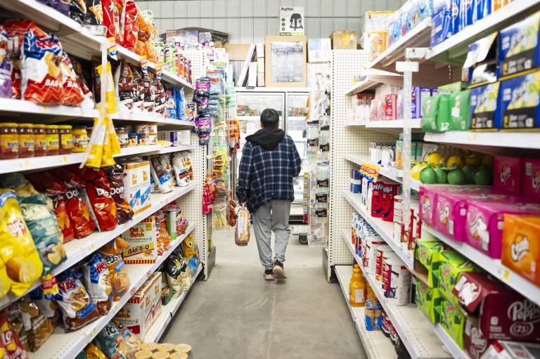 Inflation steady at 2.2% in November despite grocery price hike | iNFOnews.ca