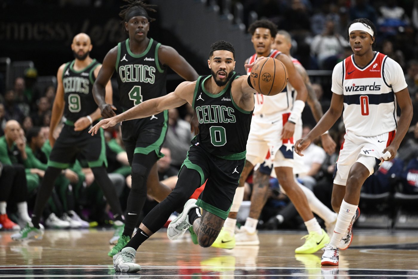 Tatum, Brown help Celtics rout Wizards 122-102 in first road game | iNFOnews.ca Tatum, Brown help Celtics rout Wizards 122-102 in first road game | iNFOnews.ca