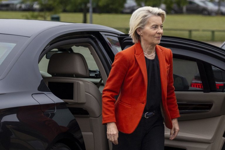 Bulgaria's prime minister orders further investigation into von der Leyen's flight | iNFOnews.ca