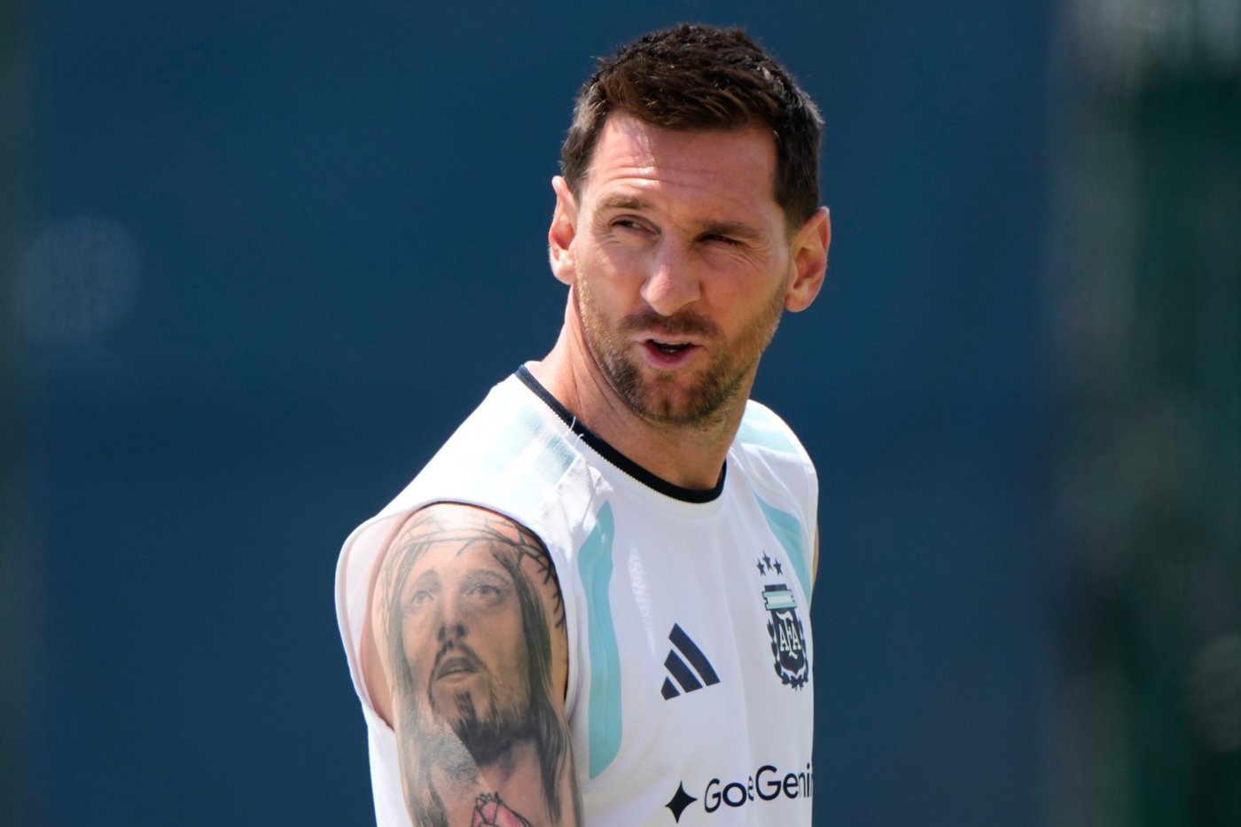 Lionel Messi celebrates his 39th birthday with Argentina teammates during a joyful World Cup | iNFOnews.ca