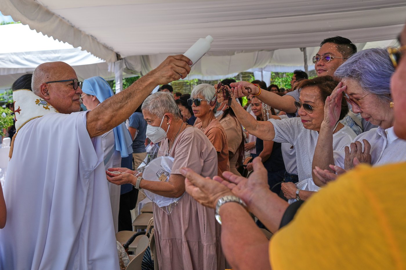 Replica of the Virgin Mary’s House draws Catholic devotees in the Philippines | iNFOnews.ca