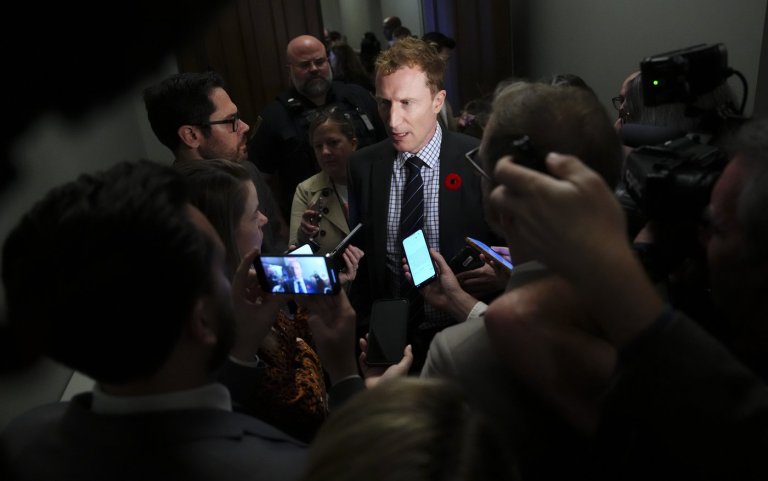 Minister won't say when he ordered audit of Indigenous languages office | iNFOnews.ca