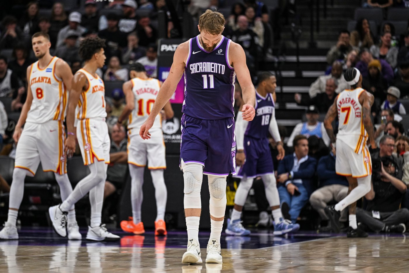 Jalen Johnson's double-double leads Hawks past Kings 133-100 | iNFOnews.ca