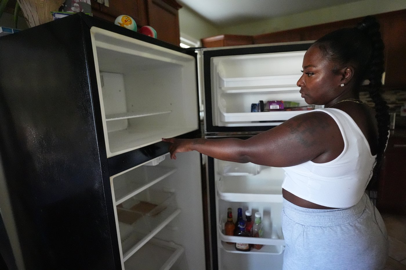 ‘Survival mode’: Indiana residents endure a ninth day without power | iNFOnews.ca