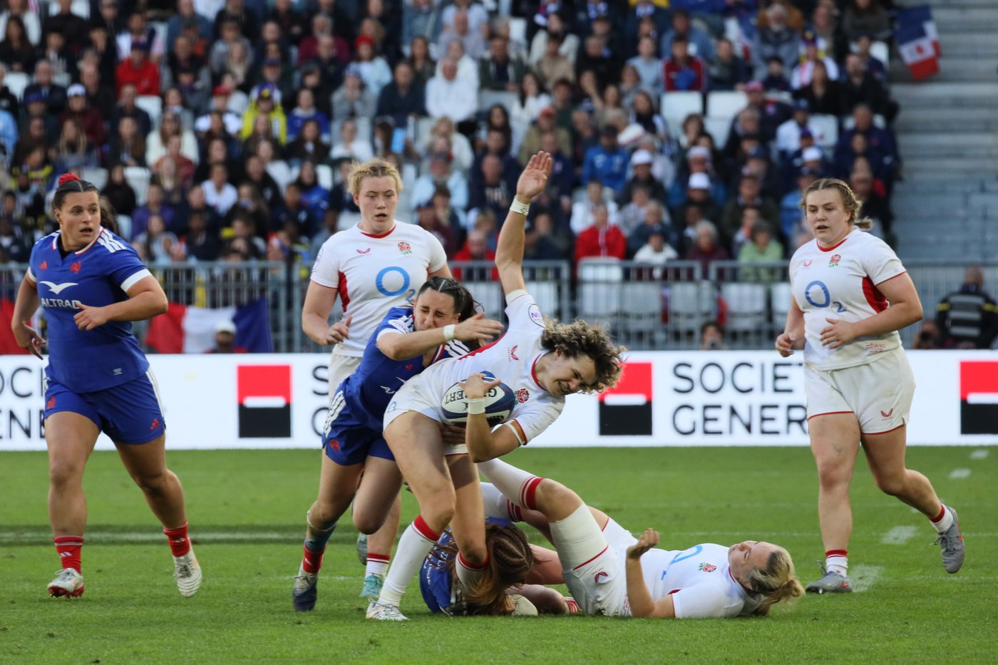 England thumps France to seal an eighth straight Women's Six Nations title and Grand Slam | iNFOnews.ca England thumps France to seal an eighth straight Women's Six Nations title and Grand Slam | iNFOnews.ca
