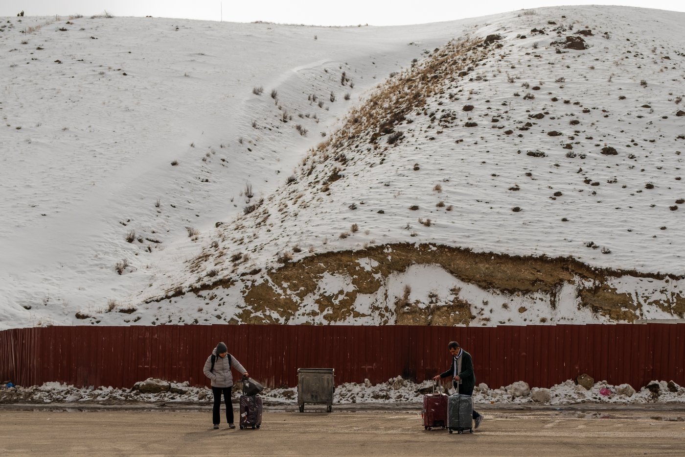 Iran's border with Turkey offers a way out, but few are leaving for good | iNFOnews.ca