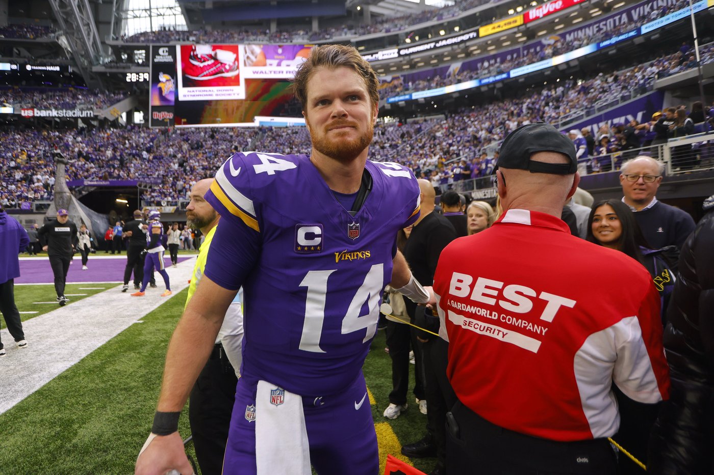 Vikings take 6-game winning streak into Monday night matchup vs. backsliding Bears | iNFOnews.ca