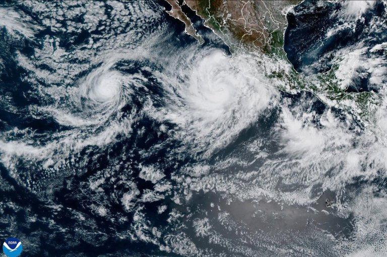 Hurricane Priscilla lashes western Mexico with heavy rain and strong winds | iNFOnews.ca