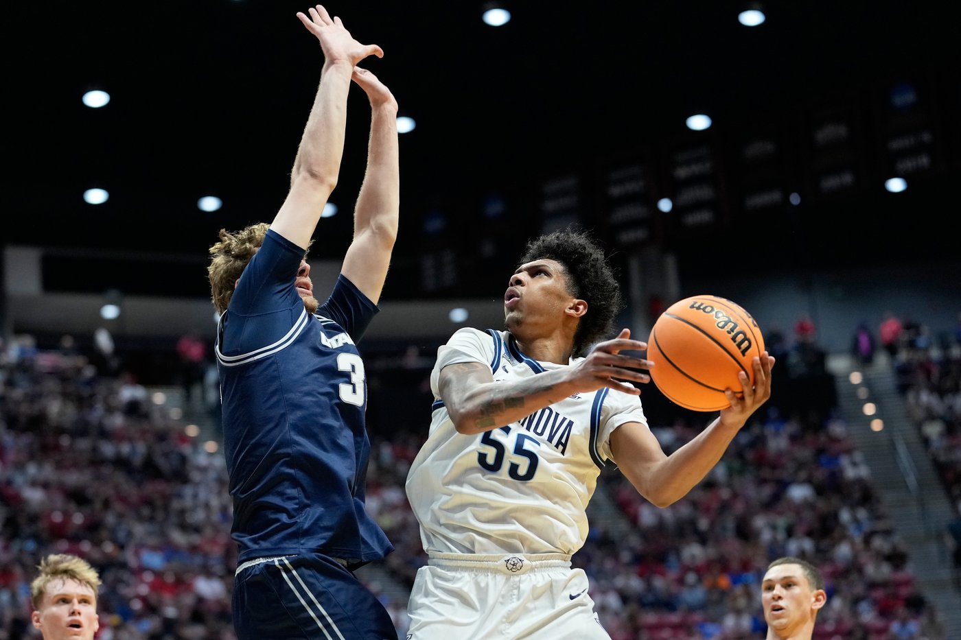 Collins scores 20 points to lead Utah State over Villanova 86-76 in March Madness | iNFOnews.ca Collins scores 20 points to lead Utah State over Villanova 86-76 in March Madness | iNFOnews.ca