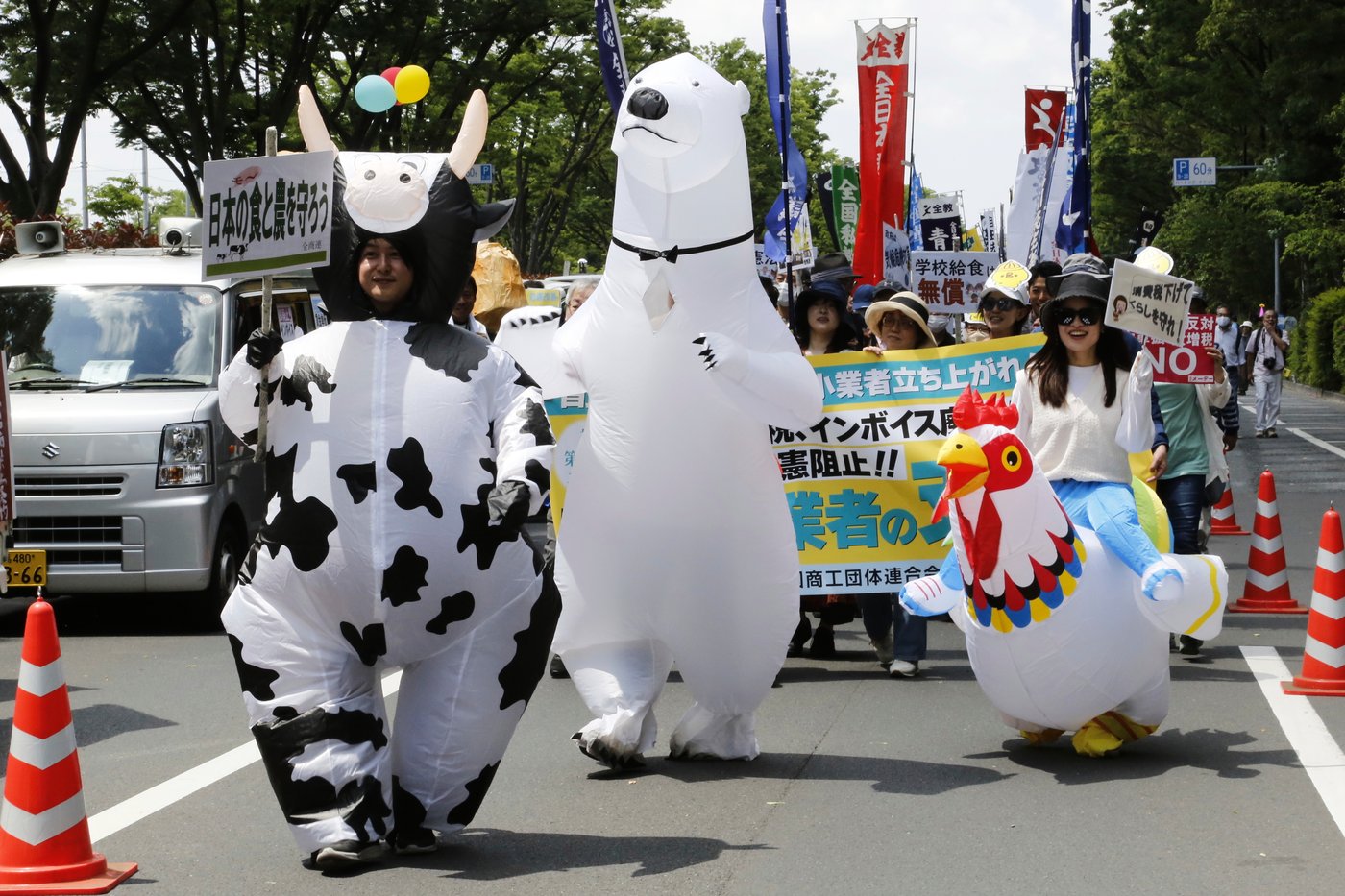 PHOTO COLLECTION: May Day Labor | iNFOnews.ca