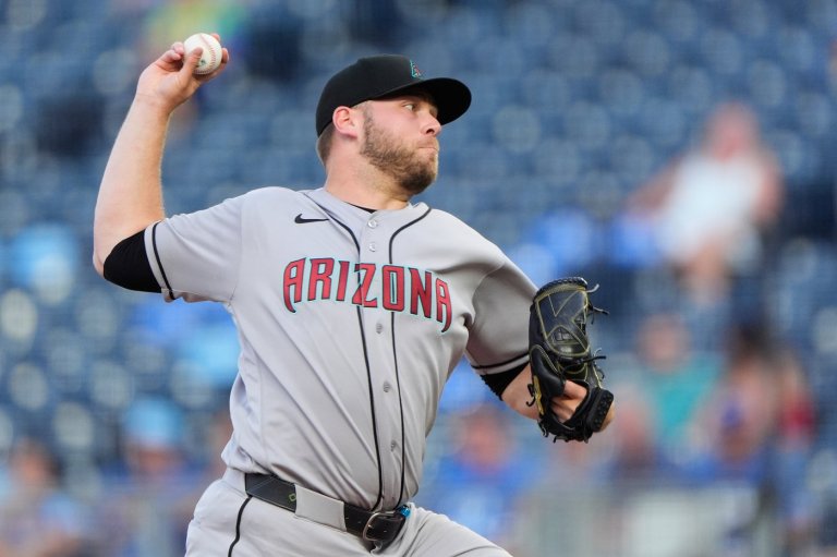 Gurriel's RBI triple in the 11th gives Diamondbacks a 5-3 win over Royals in Burnes' return | iNFOnews.ca