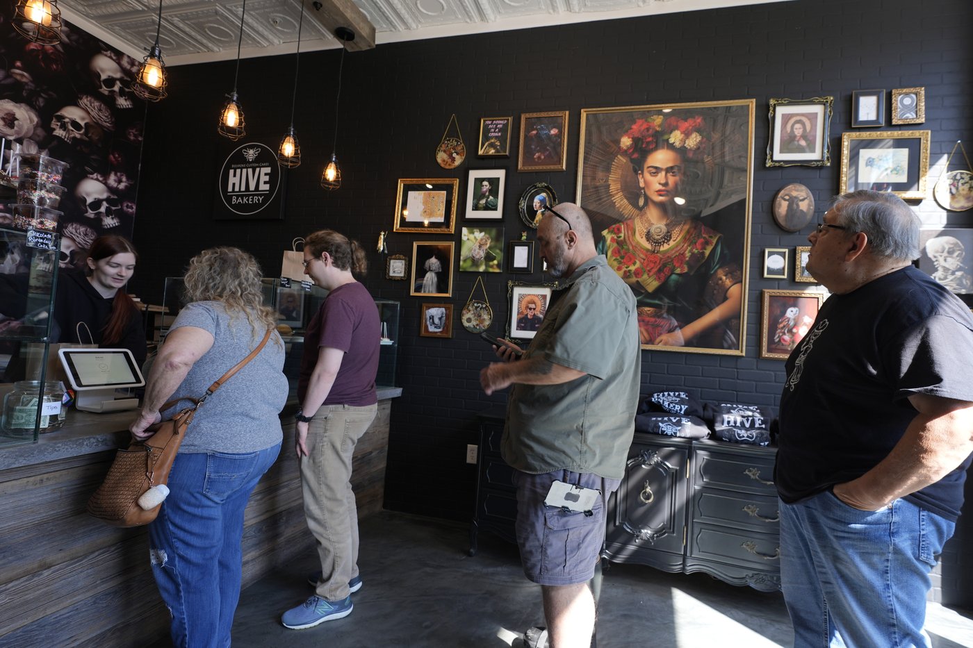 Two Texas cities represent the divide between those who vote and those who could, but often don't | iNFOnews.ca Two Texas cities represent the divide between those who vote and those who could, but often don't | iNFOnews.ca