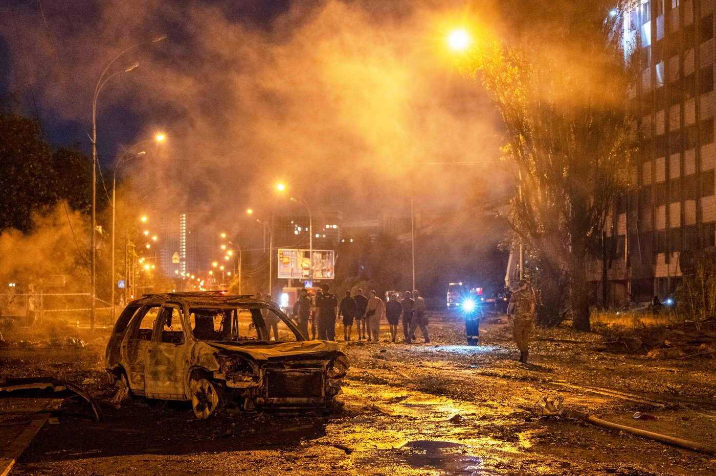 Russia blasts southern Ukrainian city with glide bombs while Ukrainian drones kill 9 | iNFOnews.ca Russia blasts southern Ukrainian city with glide bombs while Ukrainian drones kill 9 | iNFOnews.ca