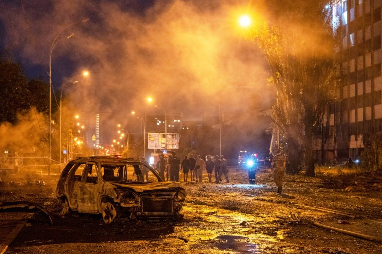 Photos show Russian missile and drone attack on Ukrainian capital Kyiv | iNFOnews.ca