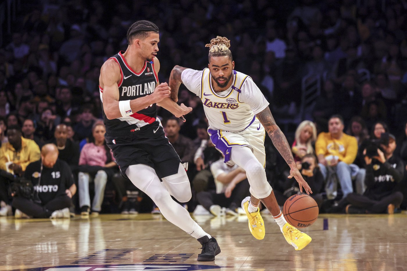 Lakers send D'Angelo Russell to Nets in trade for Dorian Finney-Smith, Shake Milton | iNFOnews.ca