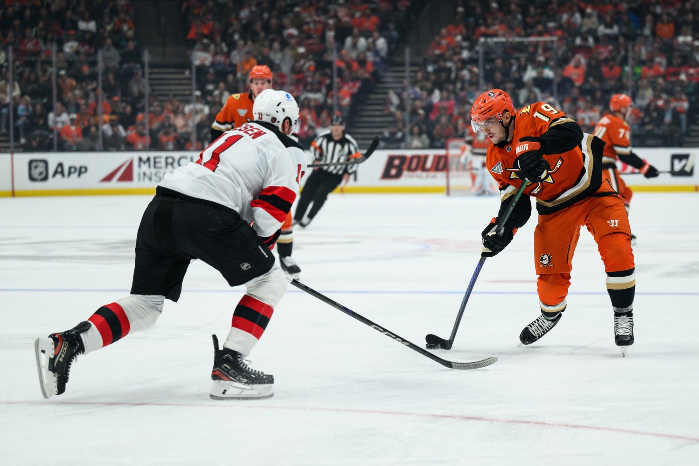 Cutter Gauthier, Beckett Sennecke tally goal and assist to lead Ducks 4-1 over Devils | iNFOnews.ca Cutter Gauthier, Beckett Sennecke tally goal and assist to lead Ducks 4-1 over Devils | iNFOnews.ca