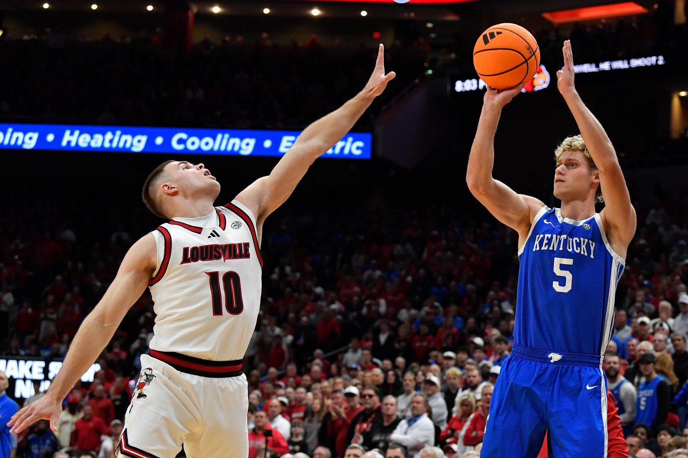 Freshman Brown rises to the occasion for No. 12 Louisville in 96-88 win over No. 9 Kentucky | iNFOnews.ca Freshman Brown rises to the occasion for No. 12 Louisville in 96-88 win over No. 9 Kentucky | iNFOnews.ca